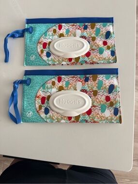 Huggies Clutch N Clean Refillable Pouch Baby Wipes Travel Dispenser 2 Pk Pack